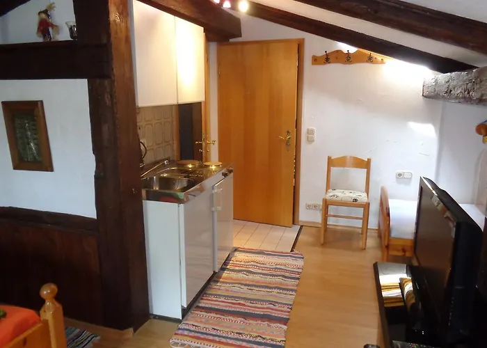 Gaestehaus Eschenhof بيت ضيافة 3*