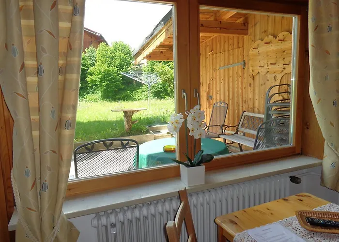 بيت ضيافة Gaestehaus Eschenhof 3*
